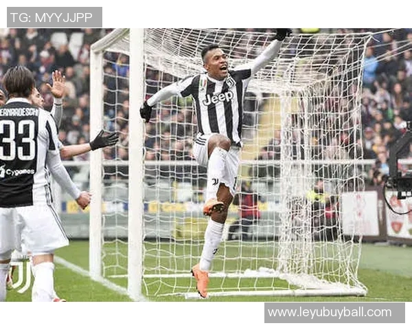 桑德罗强调赛后休息的重要性选择商业航班返回巴西