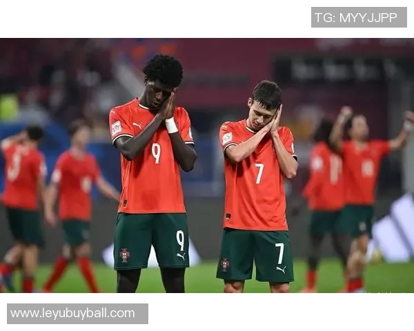 B费在社交媒体上祝贺葡萄牙U17夺冠并鼓励年轻球员们继续努力奋斗 B费在社交媒体上祝贺葡萄牙U17夺冠并鼓励年轻球员们继续努力奋斗