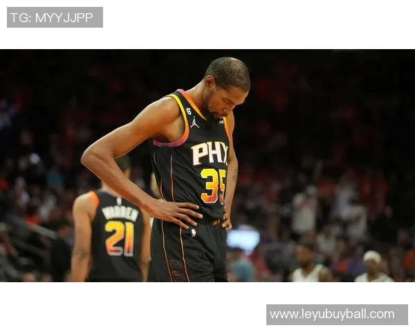 杜兰特自信满满称应全中18投队友教练对连败感到不满 杜兰特自信满满称应全中18投队友教练对连败感到不满